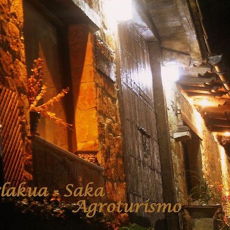 Perlakua Saka Βίλα Deba Εξωτερικό φωτογραφία